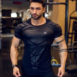 Men's T-Shirts Compression Quick dry T-shirt Men Running Sport Skinny Short Tee Shirt Male Gym Fitness Bodybuilding Workout Black Tops Clothing 230421