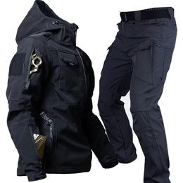 Tracksuits Winter Mens Outdoor Waterproof Suits Men Tactical Windproof Hooded Jacket Fleece Warm Pants Multipocket Military Thermal Sets Autumn 231122