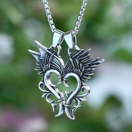 Pendant Necklaces Good Polished 2023 More Dragon Wing Necklace Fashion Metal Love Chain Jewelry Man Women Couple Gift Accessories