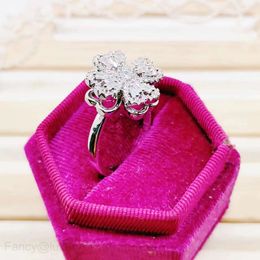 Hip Hop 3D Diamond Green Eyed Leopard Head Ring with Rotable Flower Ring