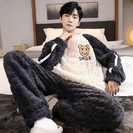 Mens Sleepwear Korean Winter Flannel Warm Pyjamas Set O Neck Home Clothes Coral Fleece Thicken Pijamas Suit Young Boy Loungewear Dropship 231122