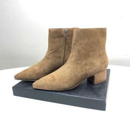 The Row Dress Small shoes quality High Shoes Women's Boots Side Zipper Cowhide Pointed Low Heel Short Slender Simple Versatile Boots Size 34-39 GQ60 2024