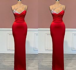 Red Sheath Evening Dresses For Women Dubai Arabic One Shoulder Beaded Floor Length Satin Formal Special Occasion Pageant Birthday Party Prom Gowns