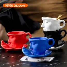 Mugs Love Kiss Coffee Cups Ceramics Face Shape Cup and Saucer Artistic Funny Mug Kawaii Tea Tray Gifts 231122