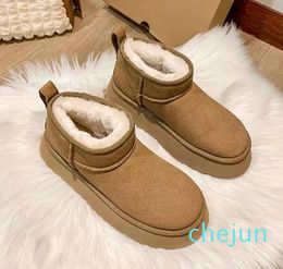 Boot Platform Ankle Fur Boots Designer Woman Fluffy Mule Winter Warm Booties House Shoe