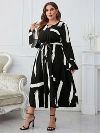 Plus Size Dresses 2023 Fall Style Long Sleeve Printed Evening Dress Sexy V-neck Women Clothing Elastic High Waist Polyester Maxi