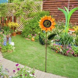 Sun Flower Wind Spinner Wrought Iron Metal Stake Rotating Windmill Handicraft Waterproof Corrosion Resistant Garden Decor Q0811234v