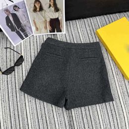 Women's Shorts Designer Autumn and Winter 24 New Commuter Style Simple and Fashionable Style Reduced Age Folding Woollen Shorts and Skirts 4SIX