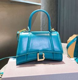 Designer Fashion Bag Women's Handbag Luxury Leather Embroidery Multicolor Shoulder Half Moon Messenger Wallet Candy color