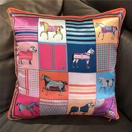 Cushion Decorative Pillow Silk case Brand Design Plaid Horse Sofa Throw Chair Car Cushion Cover Home Decoration Fashion 221202353E