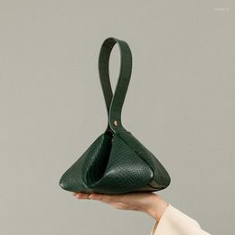 Evening Bags Crocodile Pattern Tote Bucket Bag 2023 High-quality PU Leather Women's Designer Handbag Vintage Shoulder Messenger