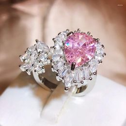 Cluster Rings 2023 Fashion Colored Gem Pink Zircon Exquisite Ring Female Adjustment Temperament Party Birthday Jewelry Gift