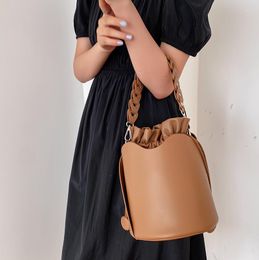 Evening Bags Bucket Bag For Women Crossbody Simple Design Tassel Handbag Drawstring Lady Tote Braided Strap Shoulder Messenger