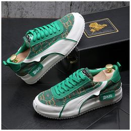 2023 Royal Style Men Wedding Dress Shoes fashion printing Net cloth Spring Autumn wear Exotic Designer Loafers Lace-up Casual sneakers
