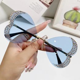 Sunglasses 2023 Ladies Heart Shaped Rimless Women Sun Glasses Female Trending Frameless Eyeglasses UV400 Eyewear