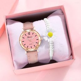 Wristwatches Women's Watch Casual Leather Quartz WristWatch With Small Daisy Bracelet Gift Montre Femme Relogio Feminino For Men