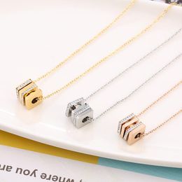 Pendant Necklaces RUO 2023 18 K Gold Plated Pave Crystal Rotatable Square Necklace 316 L Stainless Steel Jewellery Woman Gift Never FadePendan