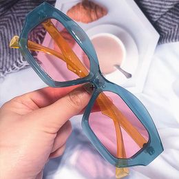 Sunglasses Vintage Small Square Green Pink For Women Fashion Gradient Sun Glasses Female Elegant Shades Men Driving Eyewear