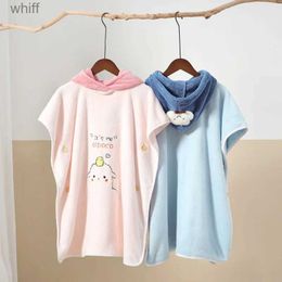 Towels Robes 2023 Baby Bathrobe Bath Towel Flannel Cloak Cartoon Boy Girl Ultra-Soft Hooded Spa Robe Newborn Cover-Up Baby Shower GiftL231123