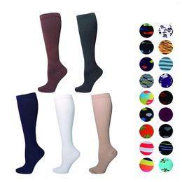 Men's Socks Pure Color Compression For Men And Women Outdoor Riding Running Breathable Couple Calf Adult Sports Crew White