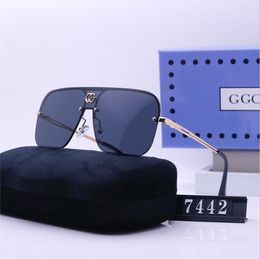 Designer Sunglasses for Women Classic Eyeglasses Goggle Outdoor Beach gg Sun Glasses For Man Mix Colour Optional with box Polarised light good