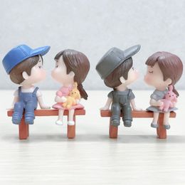 Boy Girl Sweety Lovers Couple Figurines 3D Miniature Decoration Micro Landscape Garden Ornaments Resin Dolls