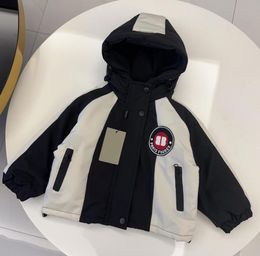 Classic Kids Down Coat Boy Girls Designer Jackets with Letters Embroidery Thick Warm Outwear Fashion Coats Children Parkas Top Quality