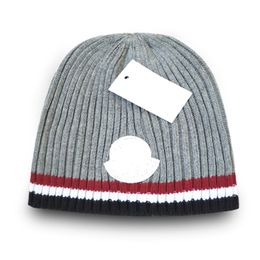 Nuovo cappello a maglia Cap di stampa alla moda Capo da stampa popolare Populario arricciatura calda Allungamento Multi-color di alta qualità Cappelli di alta qualità Tesoro Street Style P-22 P-22