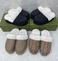 Designer Slider Sandálias Chinelos Moda Bordado Lona Mules Plataforma Bordada Linho Grosso Bottom Down Estilo Preto Lã Fuzzy Peludo