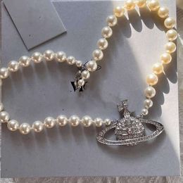 Pendant Necklaces Designer Letter Vivian Chokers Luxury Women Fashion Jewellery Metal Pearl Necklace cjeweler Westwood Tidal flow design 657