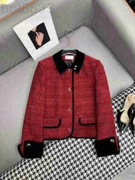 Women's Jackets Designer Autumn and Winter New Light Luxury Celebrity Style Velvet Collar Fashion Contrast Polo Collar Versatile Small Coat 7HRT