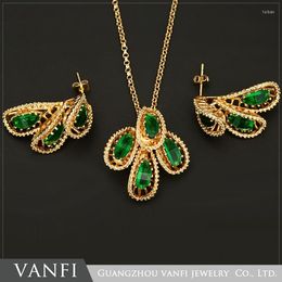 Necklace Earrings Set Elegant High Grade Simulated Crystal Jewellery Green Stone Earring Pendant Perfect Female