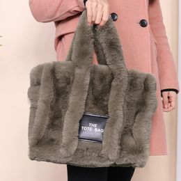 Evening Bags Winter Faux Fur The Tote Bag for Women Plush Handbag Designer Brand Fluffy Wool Shoulder Furry Crossbody Messenger 231123