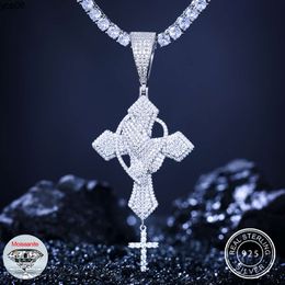 Designer Jewellery Wholesale Jewellery White Gold Plated 925 Sterling Silver VVS Lab Grown Moissanite Diamond Pray Hand Cross Pendant For Necklace