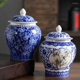 Storage Bottles Blue And White Porcelain Jar Chinese Ceramic Tea Box Moisture-proof Candy With Lid Table Top Vase Home Decorvintage
