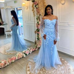Off Shoulder Sky Blue Bridesmaid Dresses Tulle Wedding Guest's Dress Gorgeous African Women OutFit For Bride Appliqued Lace Beaded Mermaid Stunning Prom Gowns b145