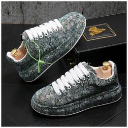 2023 Royal Style Men Wedding Dress Shoes fashion rhinestone printing Spring Autumn wear Exotic Designer Loafers Lace-up Casual sneakers