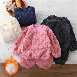 Towels Robes New Flannel Pyjamas Set New Winter Warm Homewear For Children Thicken Coral Fleece Clothing Suit Christmas Girls Boy Pijama SetL231123