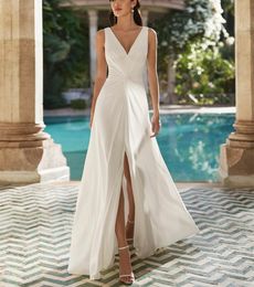 Elegant Long Beach Crepe Wedding Dresses With Slit A-Line V-Neck Sweep Train Bridal Gown With Zipper Pleated Vestido de novia Women Dresses