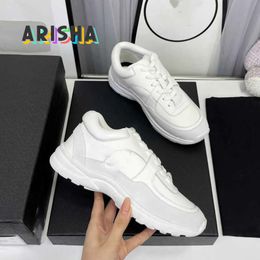 Best quality Designer Running Shoes Channel Sneakers Women Luxury Lace-Up Sports Shoe Casual Trainerswhite Classic Sneaker Woman Ccity dfcvcx846