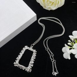 Chains CE Picture Frame Necklace French Fashion 18K Stainless Steel Gift Jewelry Accessories