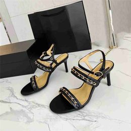 Chanells Brand Chaannel Fashion Chanellies Work Luxury Sandals Business Womens Popular Leisure Travel Letter Womens High Heels Mens Flat Shoes 07-0023