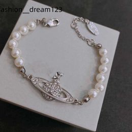 Charm Bracelets Designer Letter Vivian Chokers Luxury Women Fashion Jewellery Metal Pearl Bracelet cjeweler Westwood Tidal flow design 668e8925