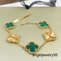 Luxury Designer Link Chain Bracelet Four-leaf Cleef Clover Womens Fashion 18k Gold Bracelets Jewelry U6 16xw9 32LQA