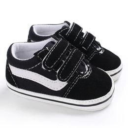 First Walkers Baby Canvas Sneakers Antislip Soft Plaid Boy Girl Shoes borns Infant Unisex Casual 231122