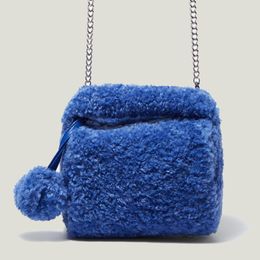 Evening Bags Cute Blue Plush Handbags Women's Designer Tote Faux Fur Chain Shoulder Crossbody Hairball Pillow Fashion Pouch Clutch