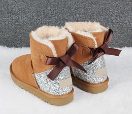 New 2024 style Hot Fashion Pop Classic women's boots Short bow snow boots keep warm boots 34-41