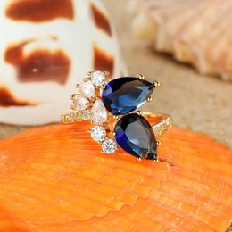 Cluster Rings Pear Cut Royal Blue Stone Teardrop Zircon Engagement For Women Antique Gold Colour Water Drop Wedding Bands Finger Jewellery
