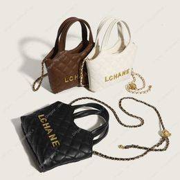 Carry a gold ball For women black tote bag Mini cute suitable various styles with sense of atmosphere super high-end versatile classic that can crossbody worn handbag