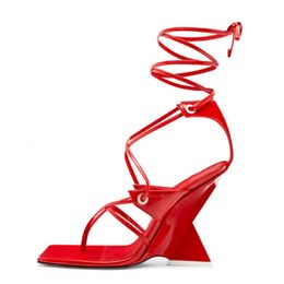 Sommer neue Mode High Heel Thick Heel Sandaletten Square Toe Ankle Schnürung Sexy große Damen Sandalen